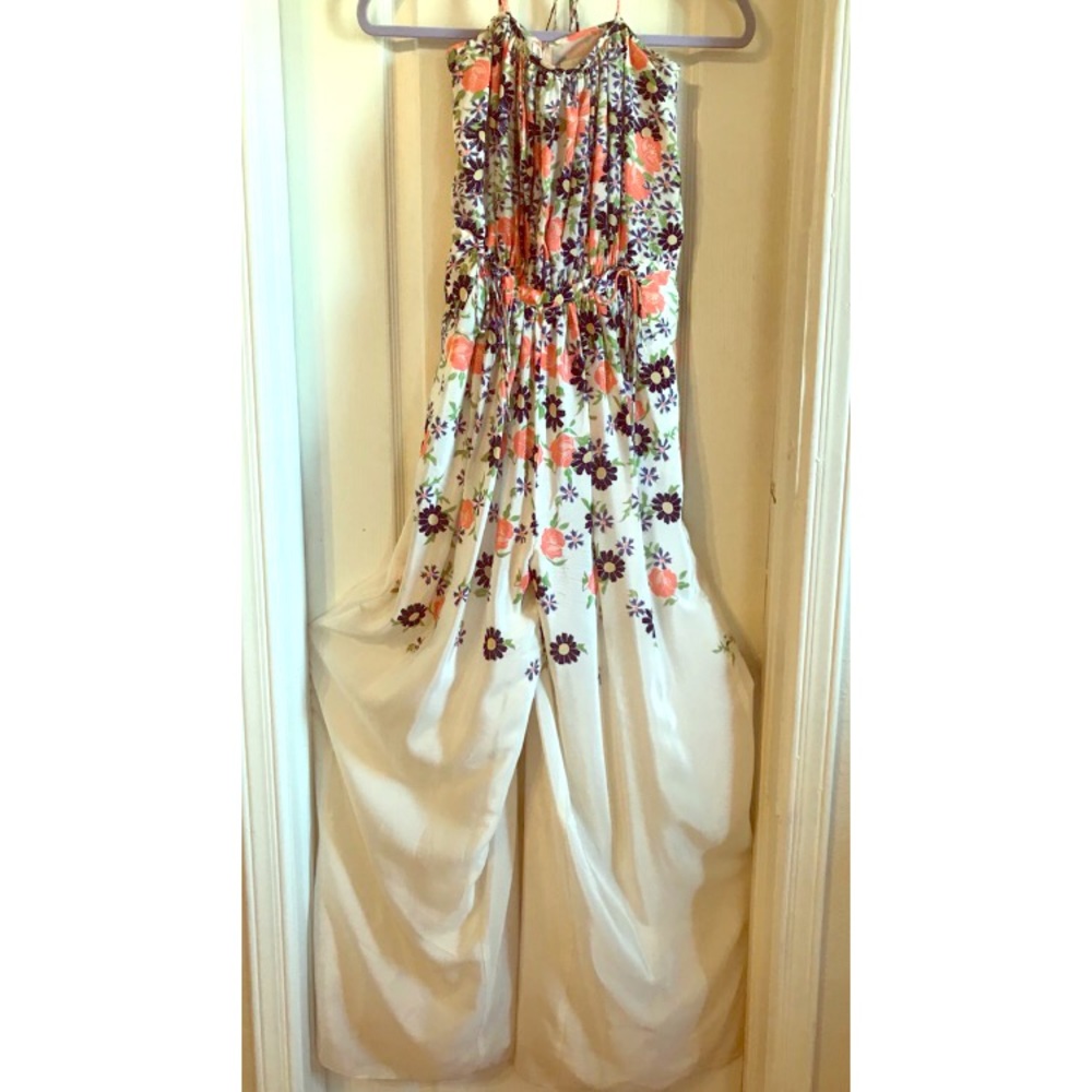 NWOT floral jumpsuit with movable straps